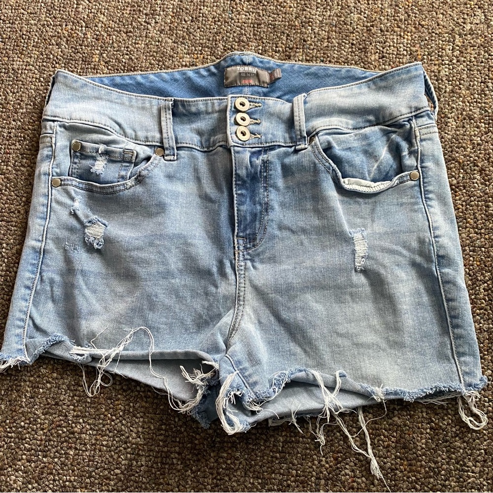 Torrid Blue Distressed Jean Shorts with Raw Hem Women’s Size 16T Cut Off